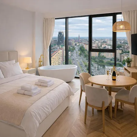 Hanza Tower 22 & Pool *